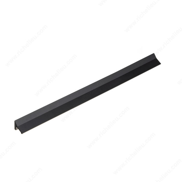 Richelieu 18-7/8'' Modern Metal Pull - 5854 Matte Black 