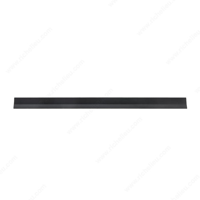 Richelieu 18-7/8'' Modern Metal Pull - 5854 Matte Black 