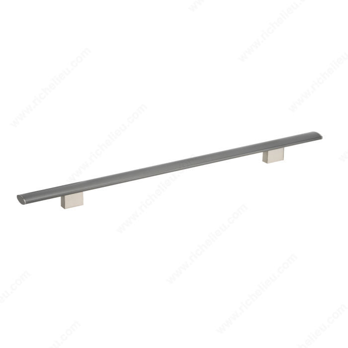 Richelieu 20-1/8'' Modern Metal Appliance Pull - 4085 Brushed Nickel - Ravello Gray