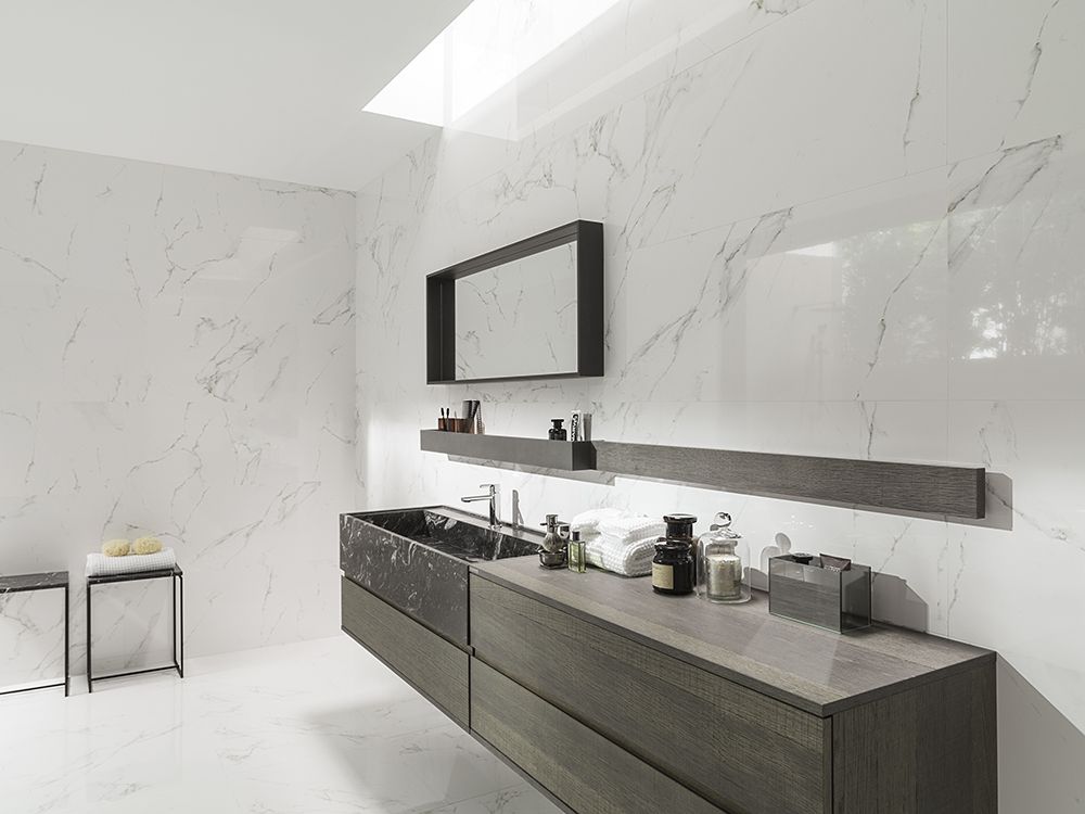 Porcelanosa Marmol Carrara Blanco 12x24 